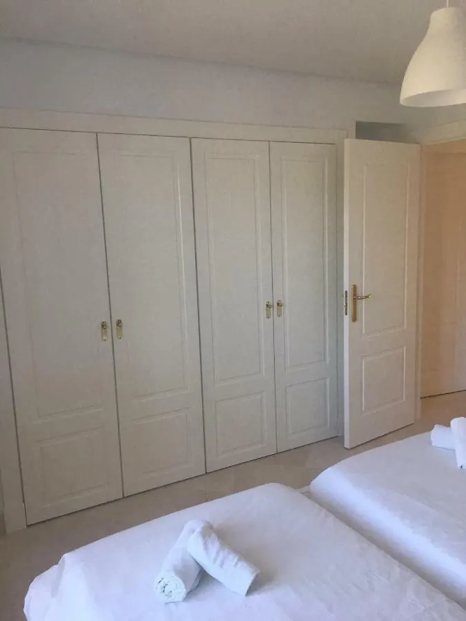 Vistas de aloha Marbella Apartamento