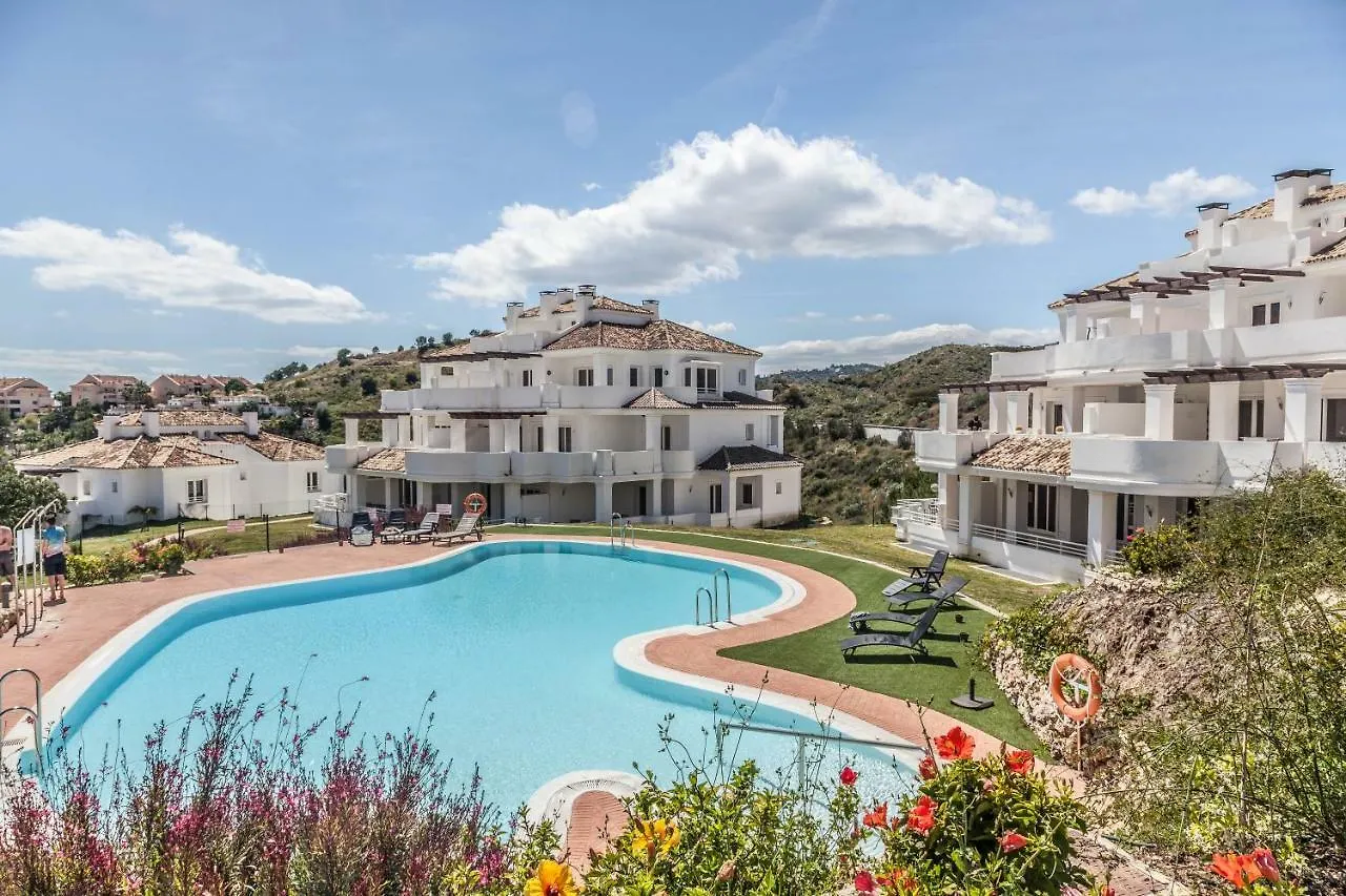 Vistas de aloha Marbella Apartamento