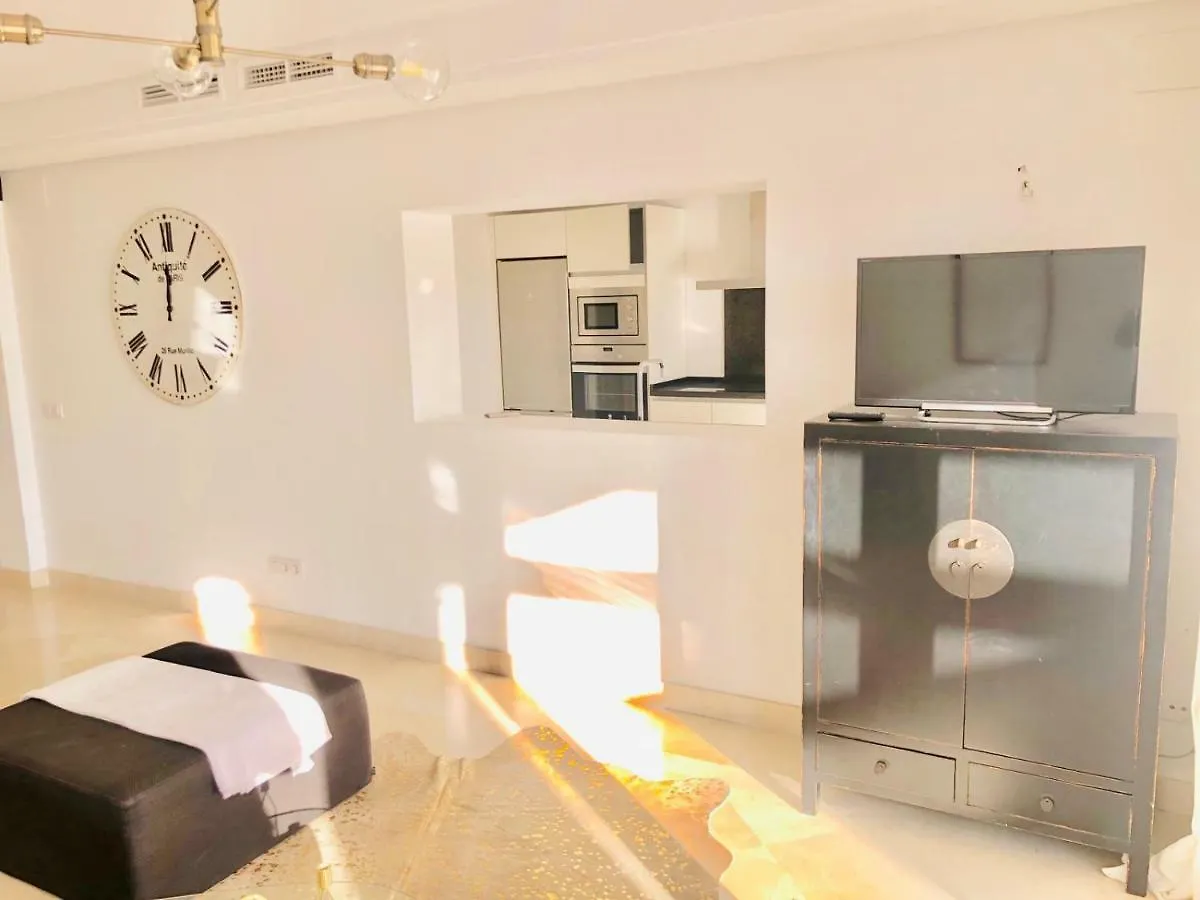 Vistas de aloha Marbella Apartamento