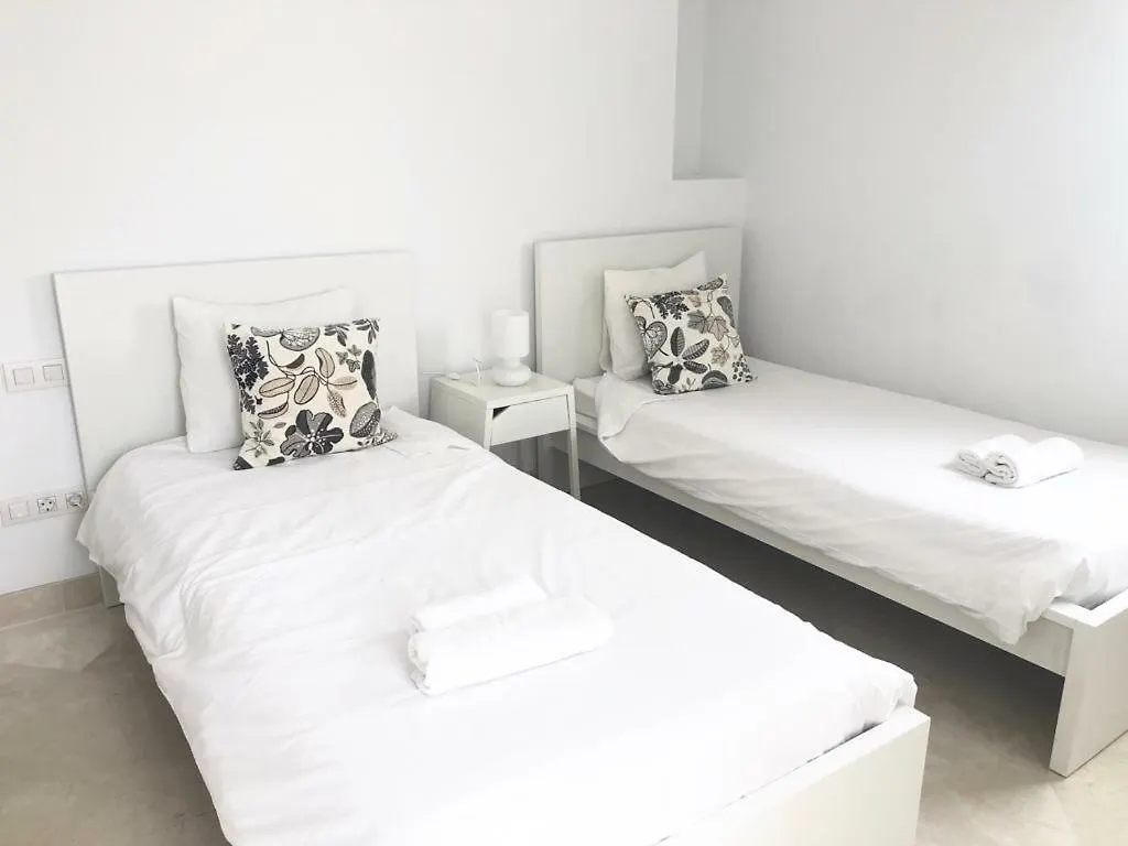 Vistas de aloha Marbella Apartamento